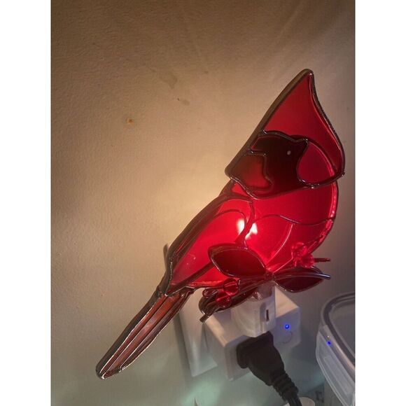 Cardinal On Branch Stained Glass Plug-In Nightlight New 4.5” - Picture 4 of 8